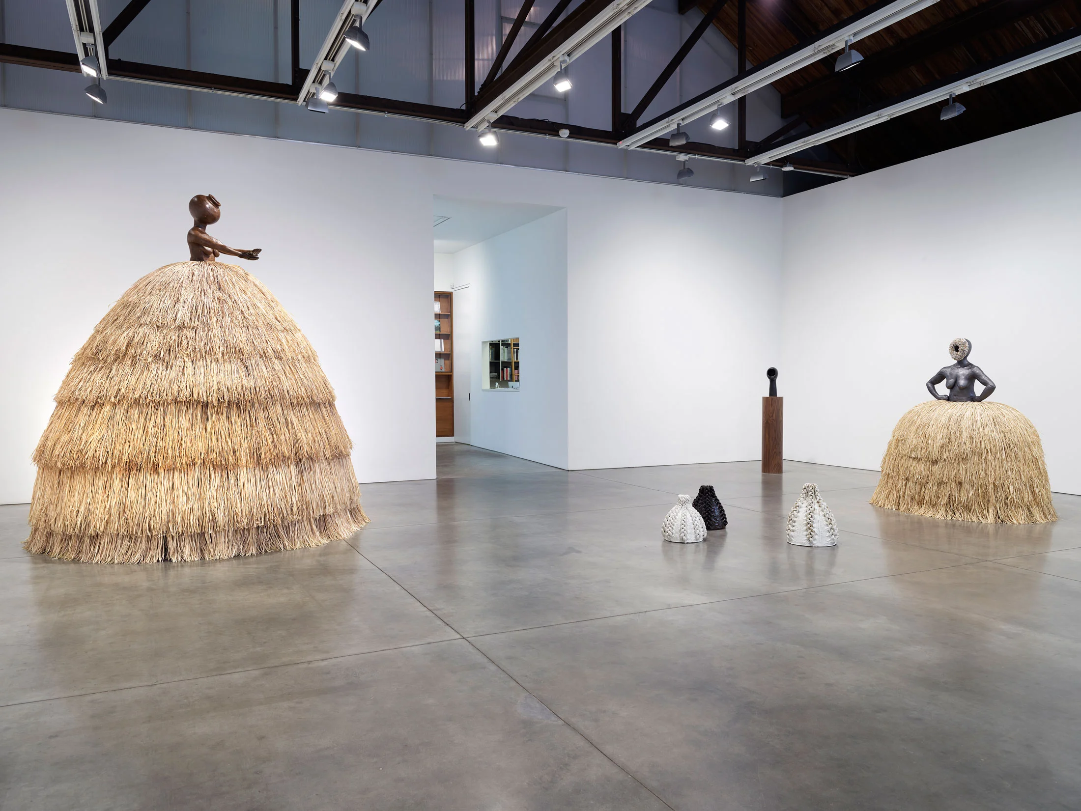 Installation view, © Simone Leigh; Courtesy of the artist and Luhring Augustine, New York.