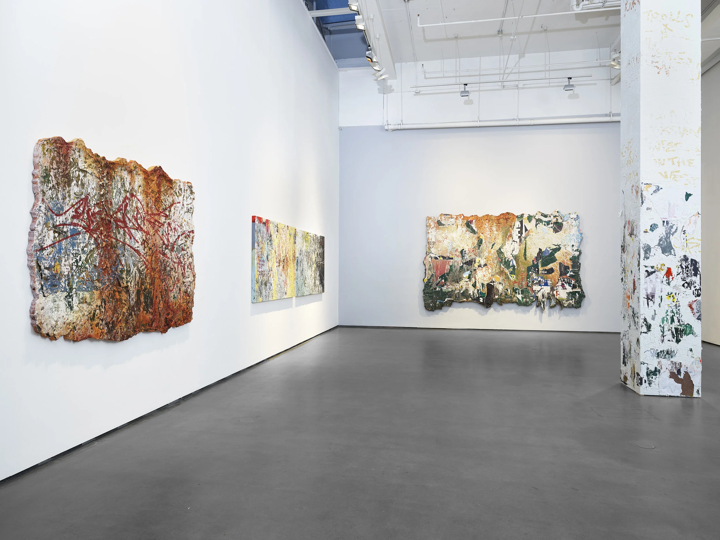 JOSÉ PARLÁ, Anonymous Vernacular, installation view. Courtesy of Bryce Wolkowitz Gallery.
