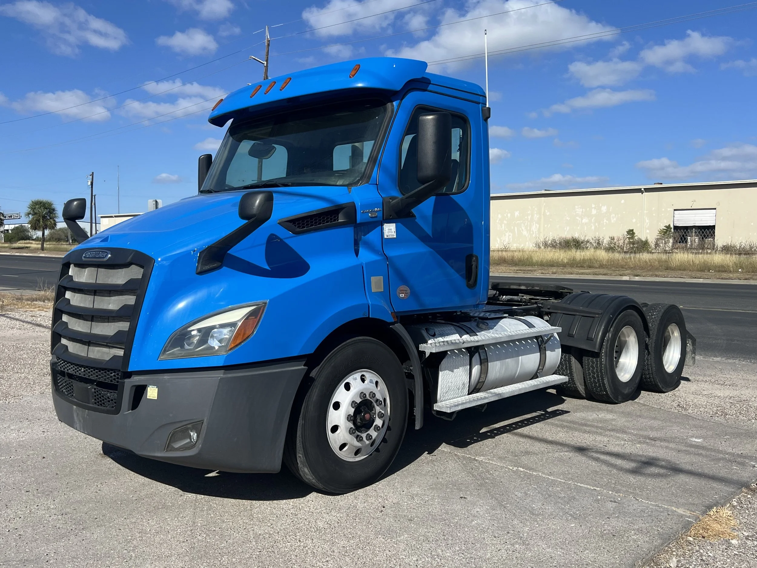 2019 Freightliner T11664ST