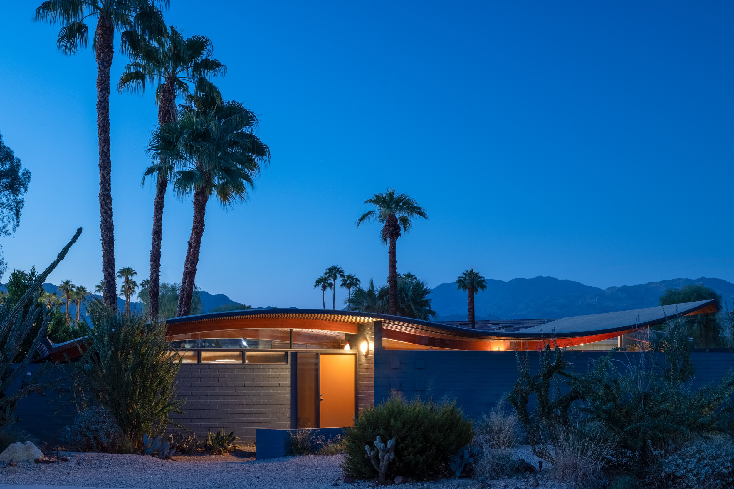Residential Architectural Photographer Wave House Palm Springs 01