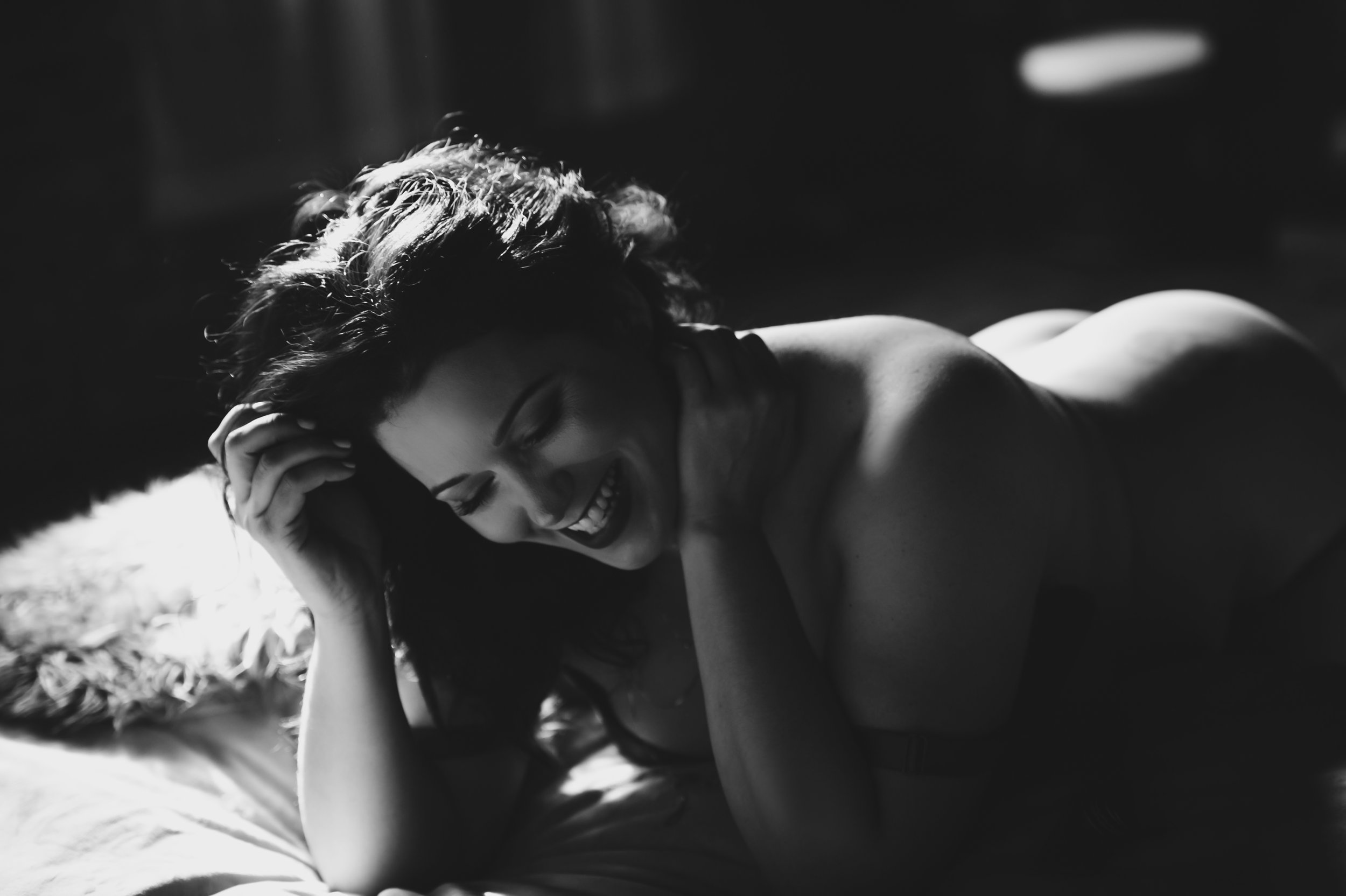 Pittsburgh boudoir Photographer