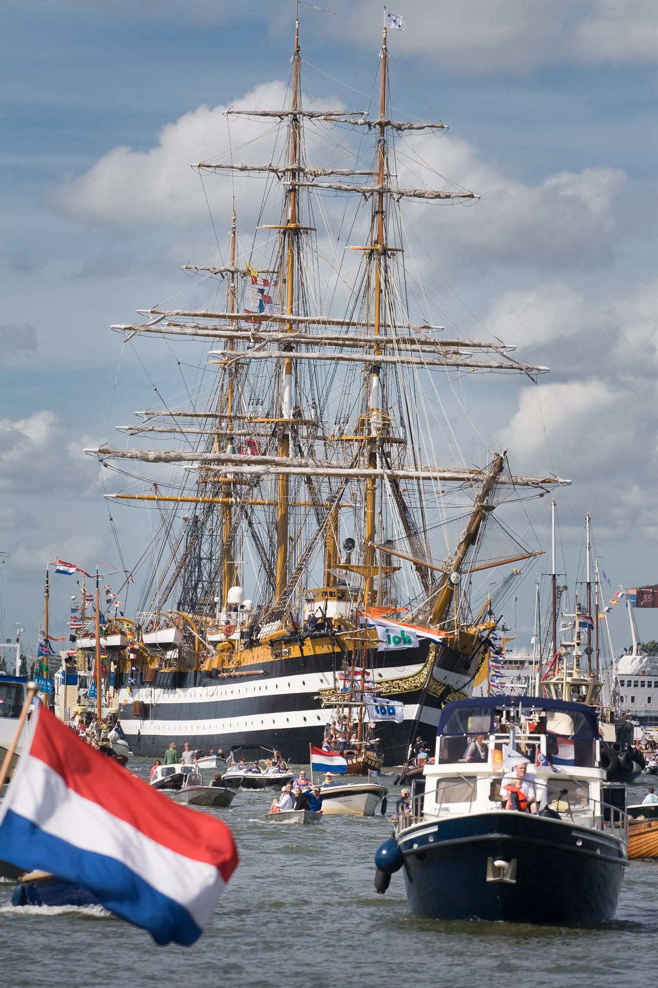 JZP201008-246-206.jpg
