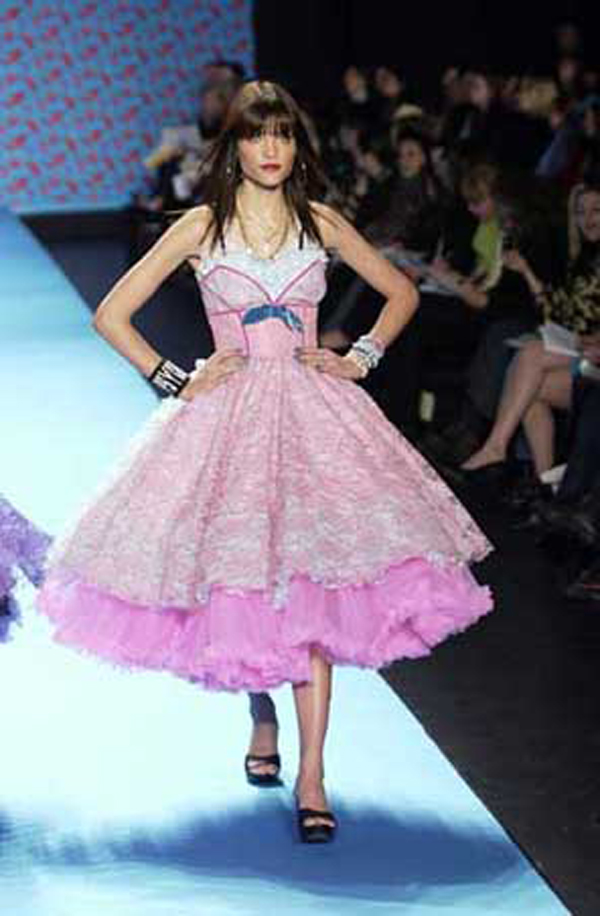 0026betseyjohnson.jpg