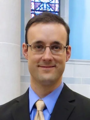 headshot2.jpg