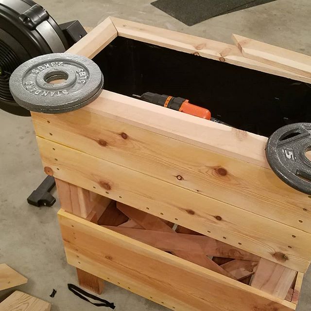 Functional Fitness
When you don't have clamps big enough, but you have about 3 dozen 5lb plates