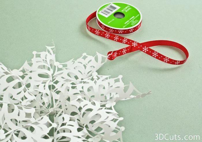 3d SnowStars Christmas Ornaments by 3dCuts.com, Marji Roy designs 3D cutting files in .svg, .dxf, and .pdf formats for use with Silhouette and Cricut cutting machines, paper crafting files