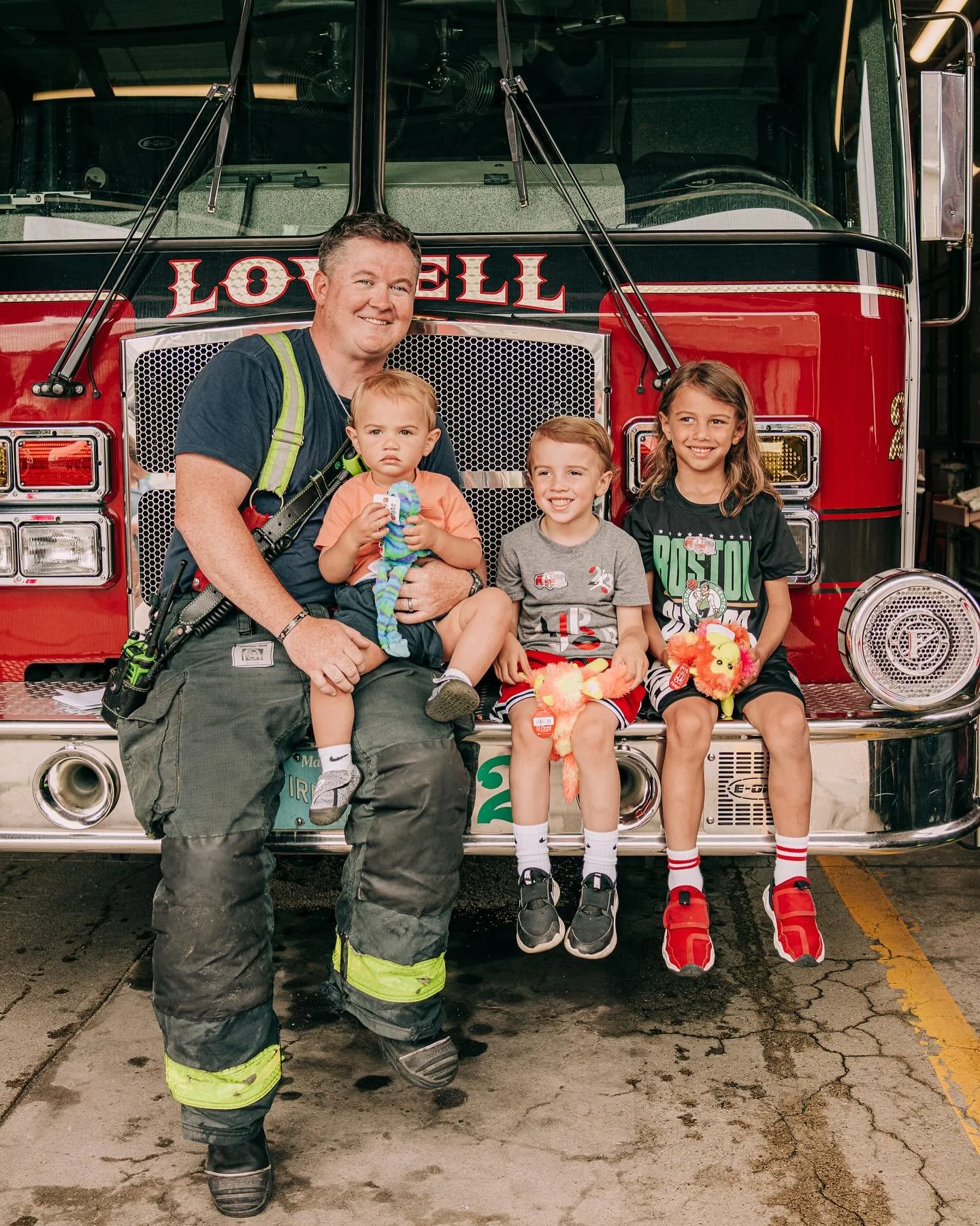 We had the best field trip today, learning all about being a firefighter from Lt. McCabe and the firefighters on Engine 2. We toured the firehouse; learned all about the roles of engine and ladder trucks and the brave firefighters that work on them; 