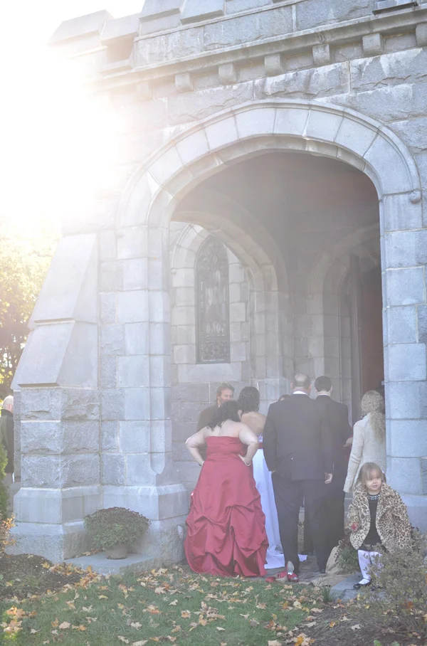 lorraine + jared chapel entrance.jpg