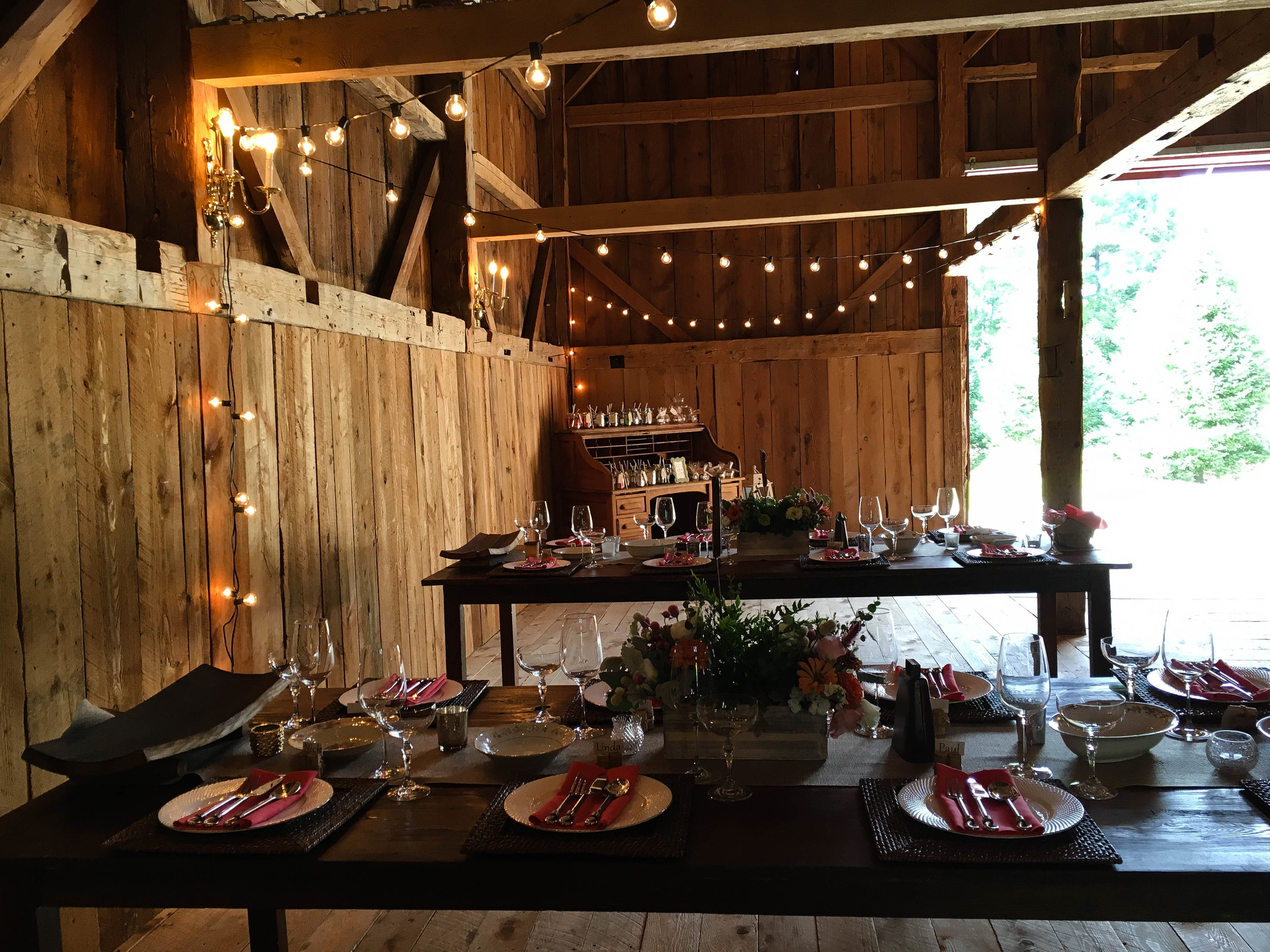 Maine rustic barn wedding | A Sweet Start Maine wedding officiant