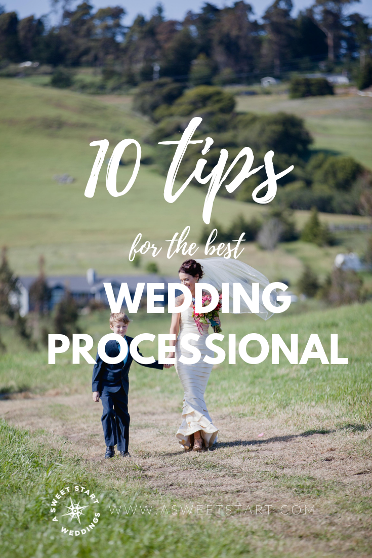 10 tips for the best wedding processional ever from an experienced wedding officiant who has seen it all! Photo by  Erin Little Photography