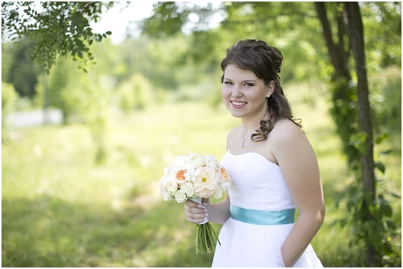 Whimsical-blue-and-red-Wedding_0013.jpg