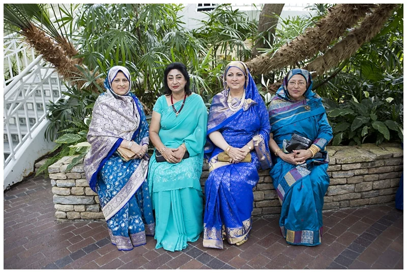 This makes me want to wear a sari...