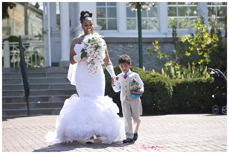 Having your son walk you down the aisle...does is get any sweeter than this....really? I think it might take the cake... (uh-oh, I think I've hit my bad pun limit for the day...)