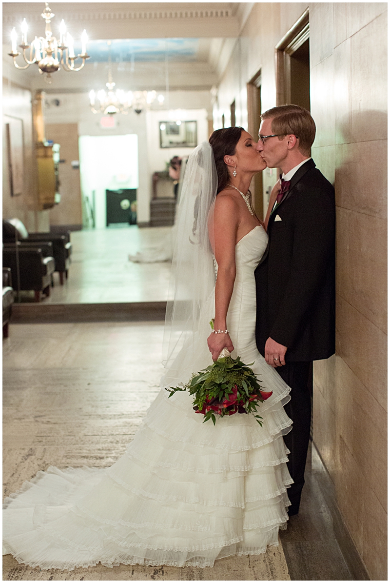 The Vault Fun Columbus Wedding051.jpg