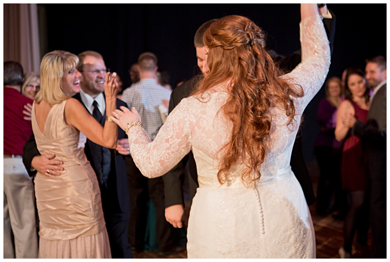 Teal Winter Athenaeum Wedding015.jpg