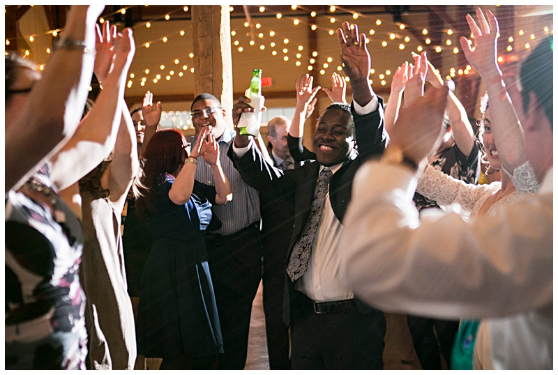 Amelita Mirolo Barn Wedding070.jpg