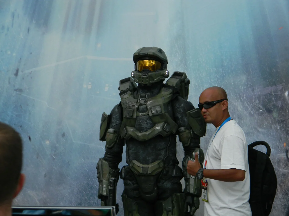 e3-2012-3137.jpg