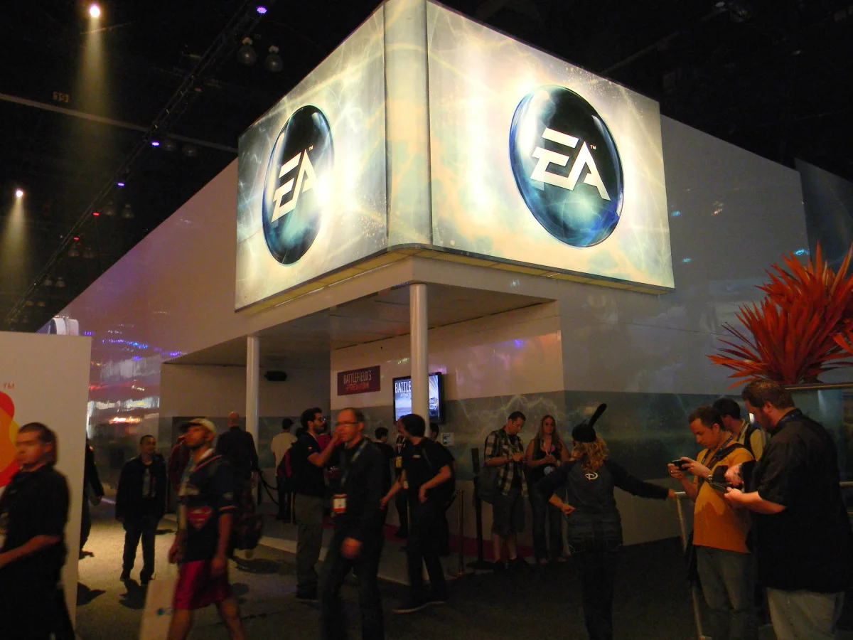 e3-2012-3165.jpg