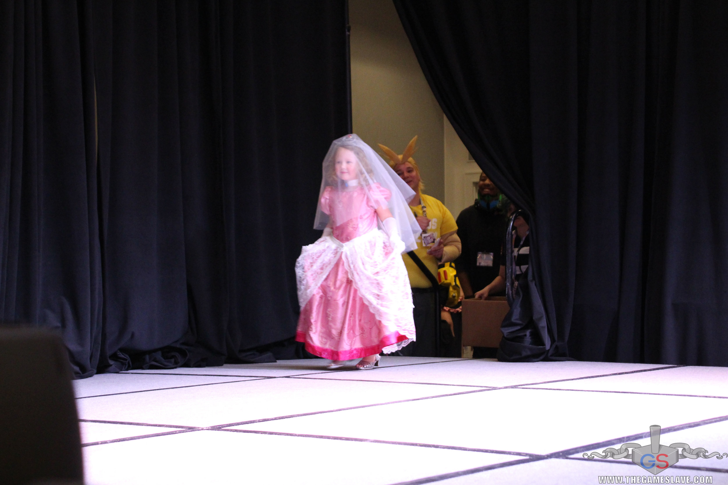 COAF 2019 Costume Contest-02.jpg