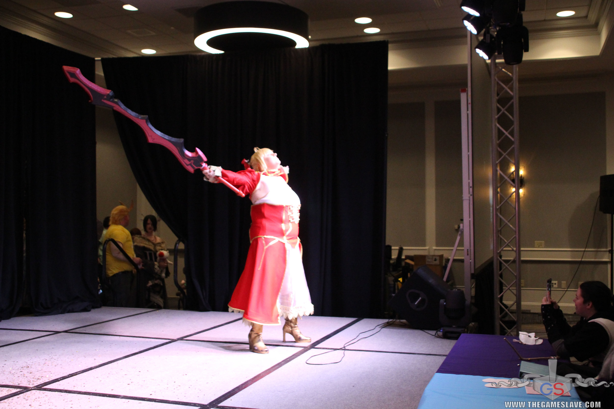 COAF 2019 Costume Contest-154.jpg