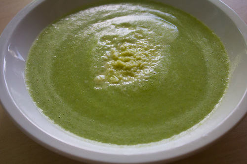 Detox Broccoli Arugula Soup — YOGABYCANDACE
