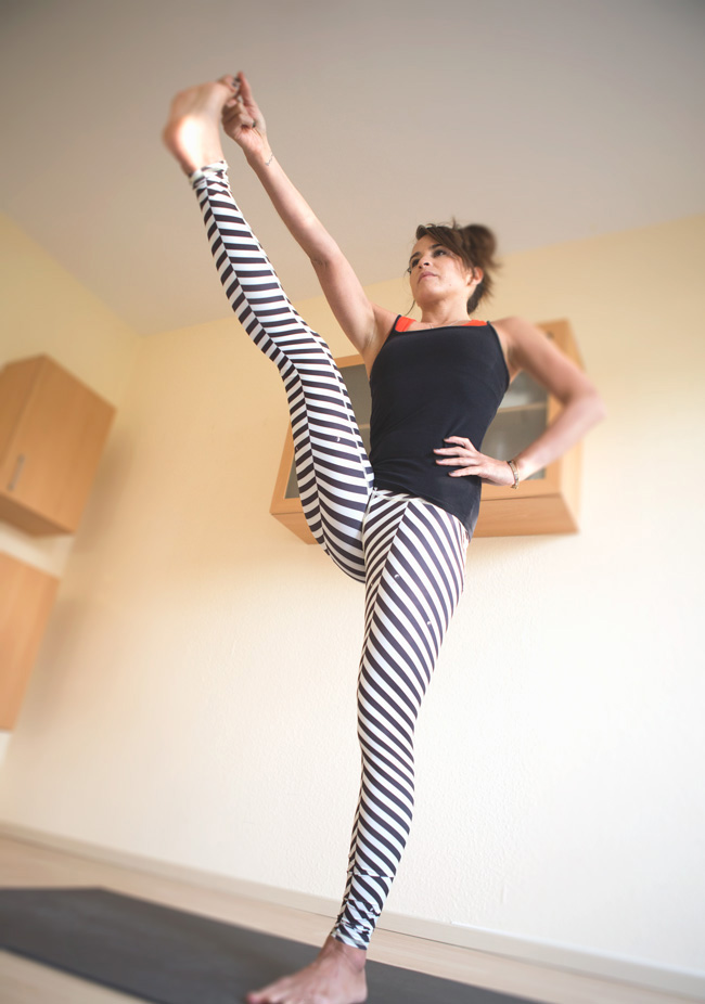 Balanced Traveler Teeki Pants Review — YOGABYCANDACE