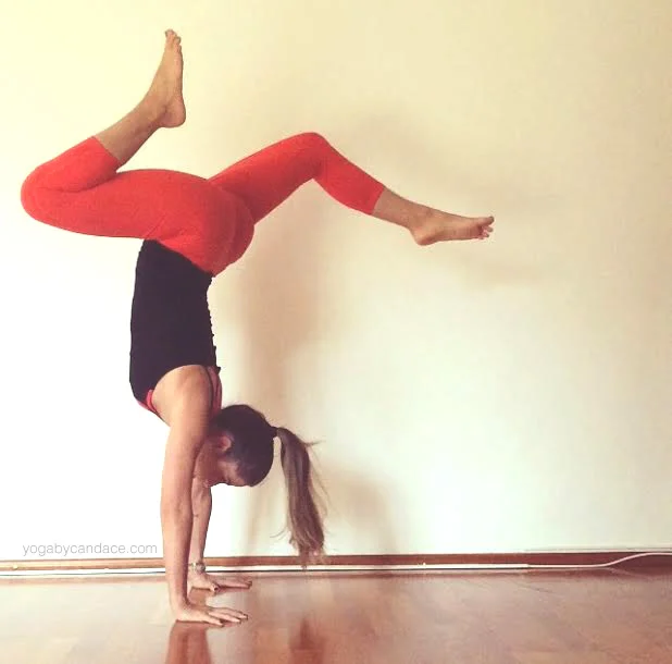 Pin now, practice later! Yoga blog. Wearing: Athleta pants ( diff color ), alo bra .
