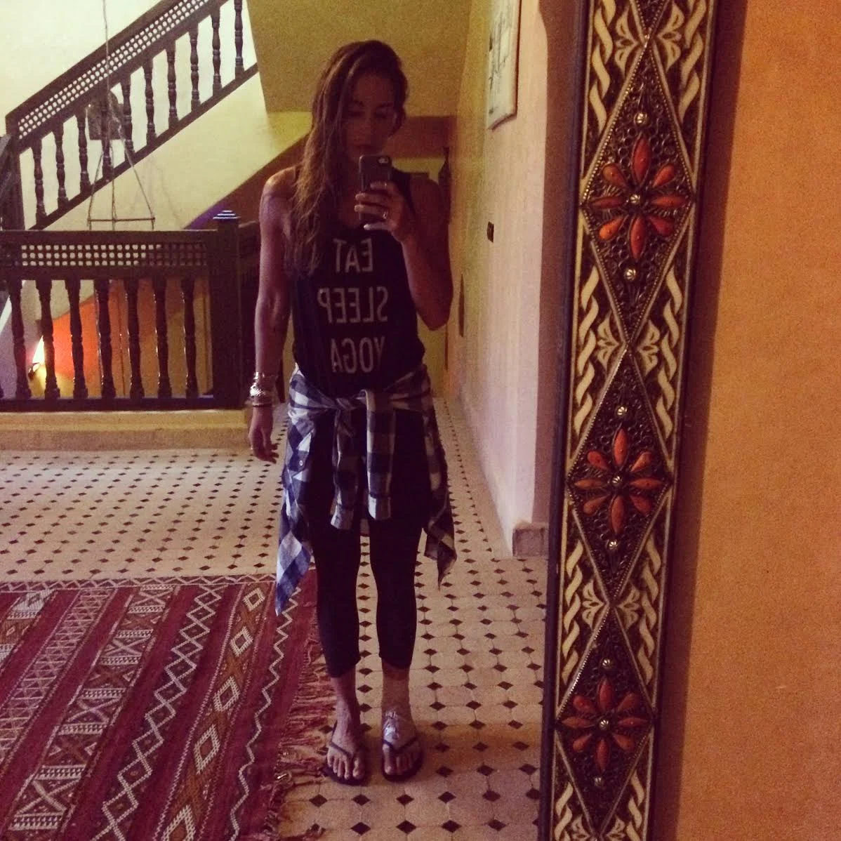 Next stop: NYC Wearing: flannel from f21 ( similar )