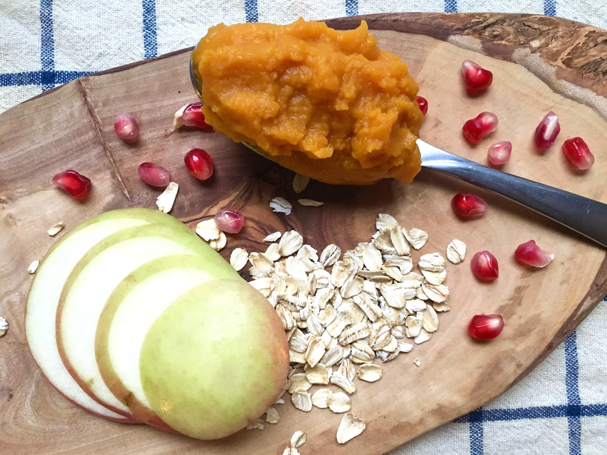 Crisp apple, hearty pumpkin, and juicy pomegranate truly bring some of the most quintessential flavors of fall into one hearty bowl. 
