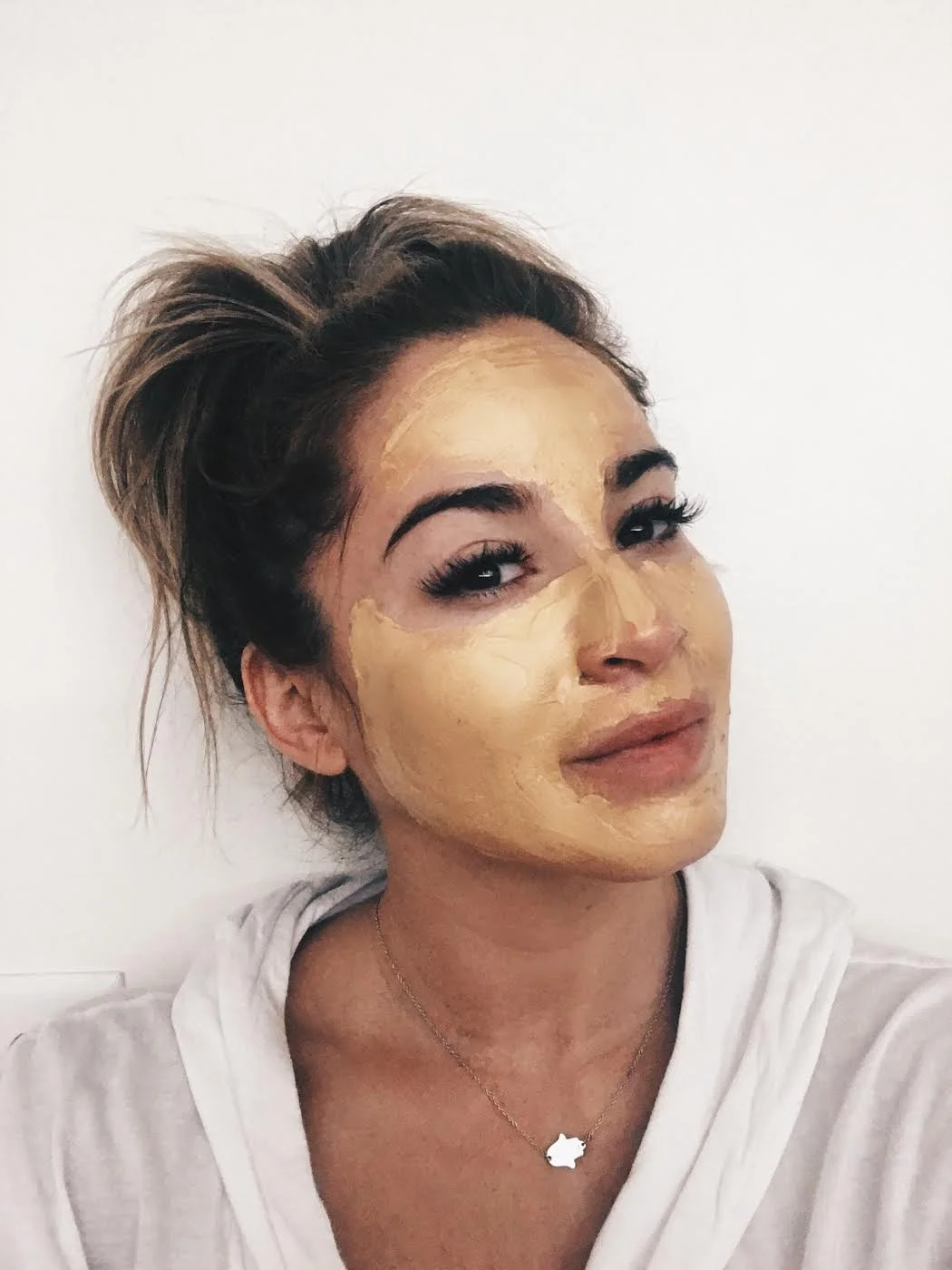 Agora Cosmetics Anti Aging Mask