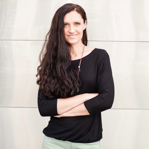 LENUS Handcrafted founder, Laura
