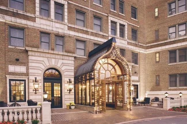 15 Minute Yoga in Bed Video