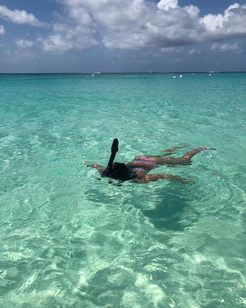 Snorkeling on Seven Mile Beach