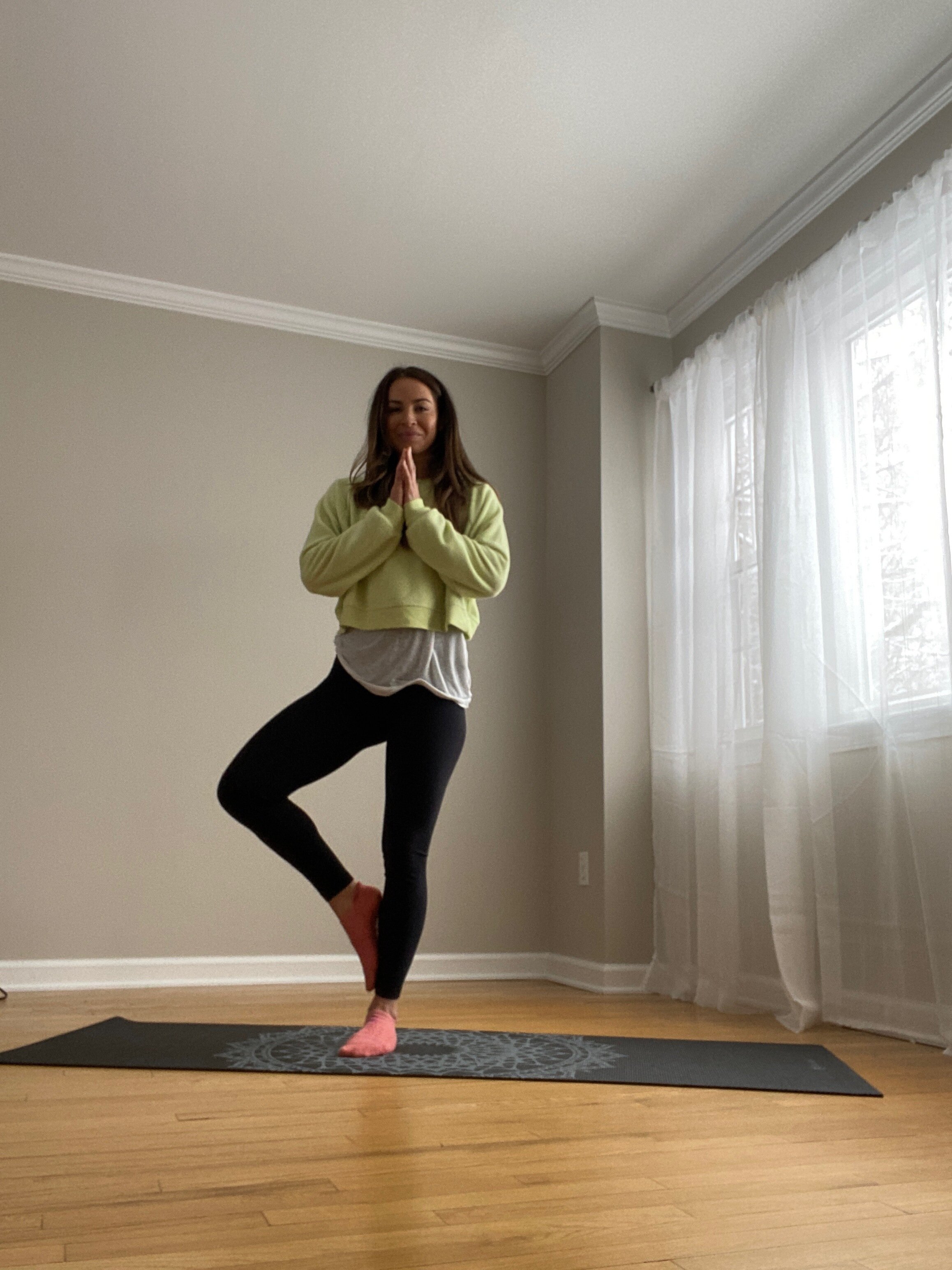 30 Minute Balance Yoga Practice for Tight Feet — YOGABYCANDACE