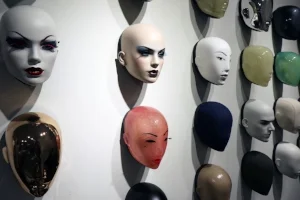 MASKS CAROLINE HUMMELS.jpg