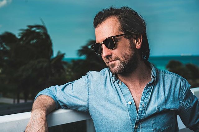 Yer Baby Boy is in Miami for the night!
.
Where should I get weird, eat a Cuban sandwich and go to bed early in a fancy hotel room?
.
📸 x Shane Valentine