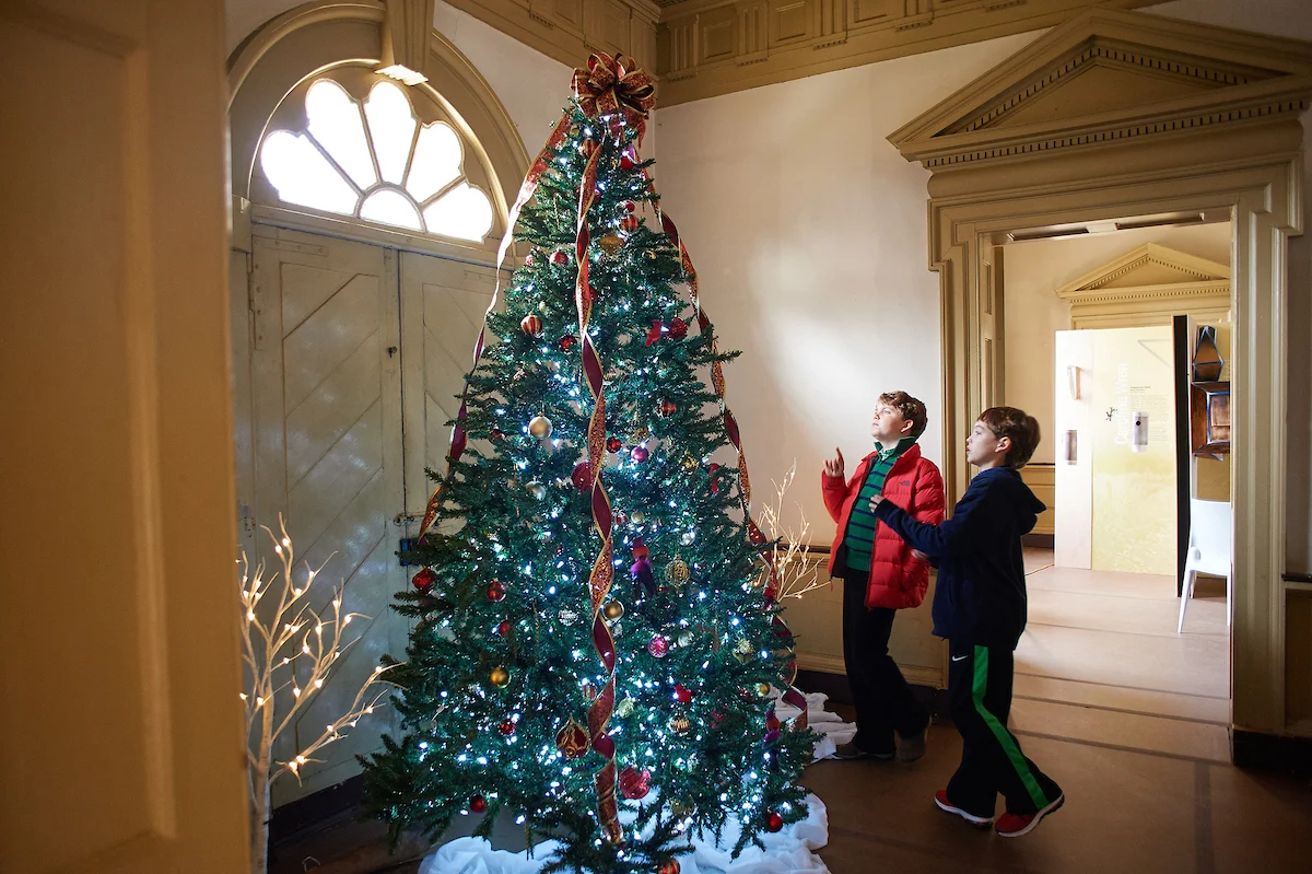 Family Day, A Very Philly Christmas 2017, Albert Yee