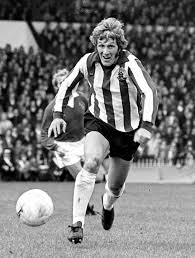 WING WONDER: WOODWARD IN ACTION AT THE LANE