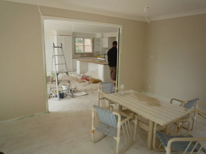 From dining into Kitchen