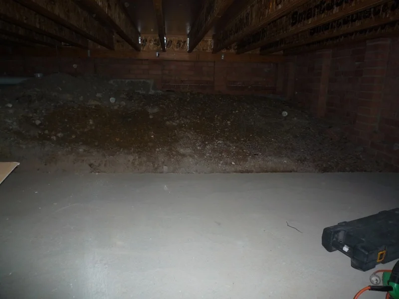 Storage underhouse