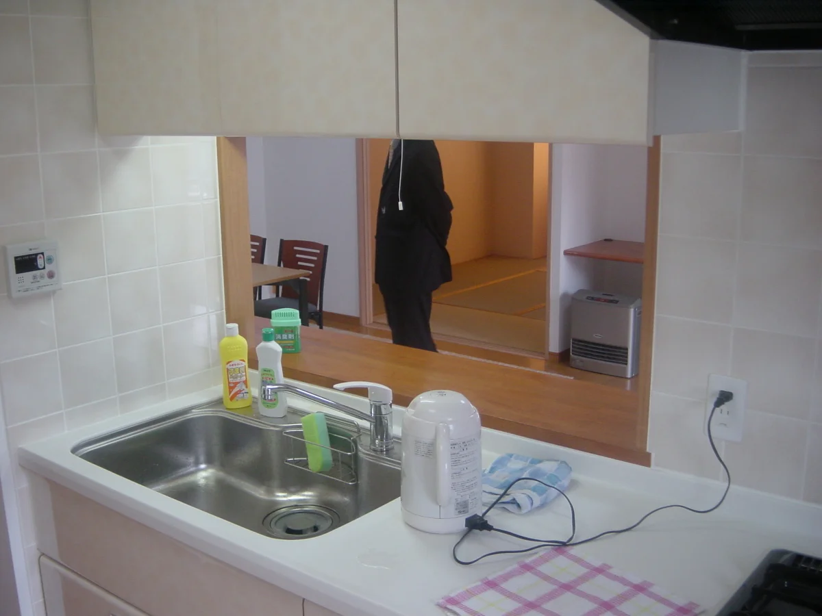 kitchen1.jpg