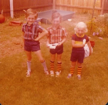 thumb_Tina and Tony Family 1976-matthew,paul&daniel.jpg