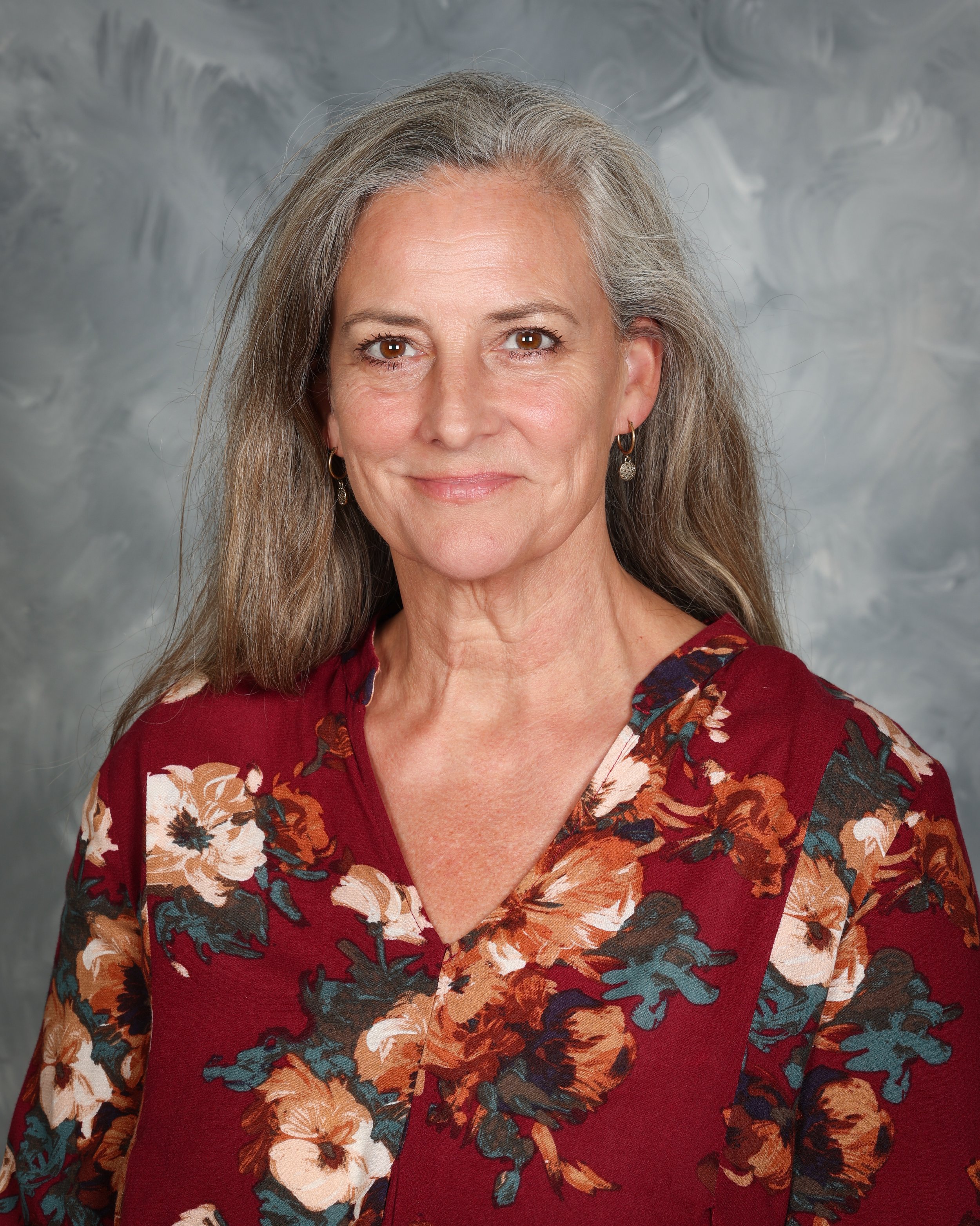 Lynn Cobb, Lower School Secretary