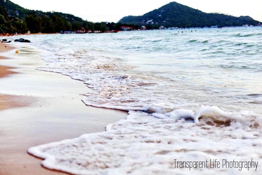 Canon 5D Mark II; 50mm f/1.4 | f/2.8, 1/640 sec, ISO-400 | Koh Tao, Thailand