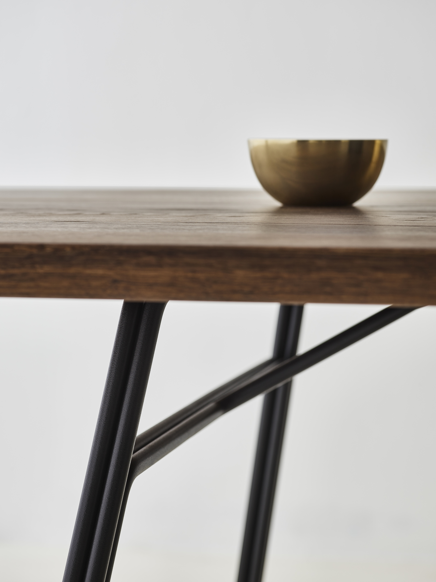 CORDUROY TABLE_smoked oak_LB2.jpg