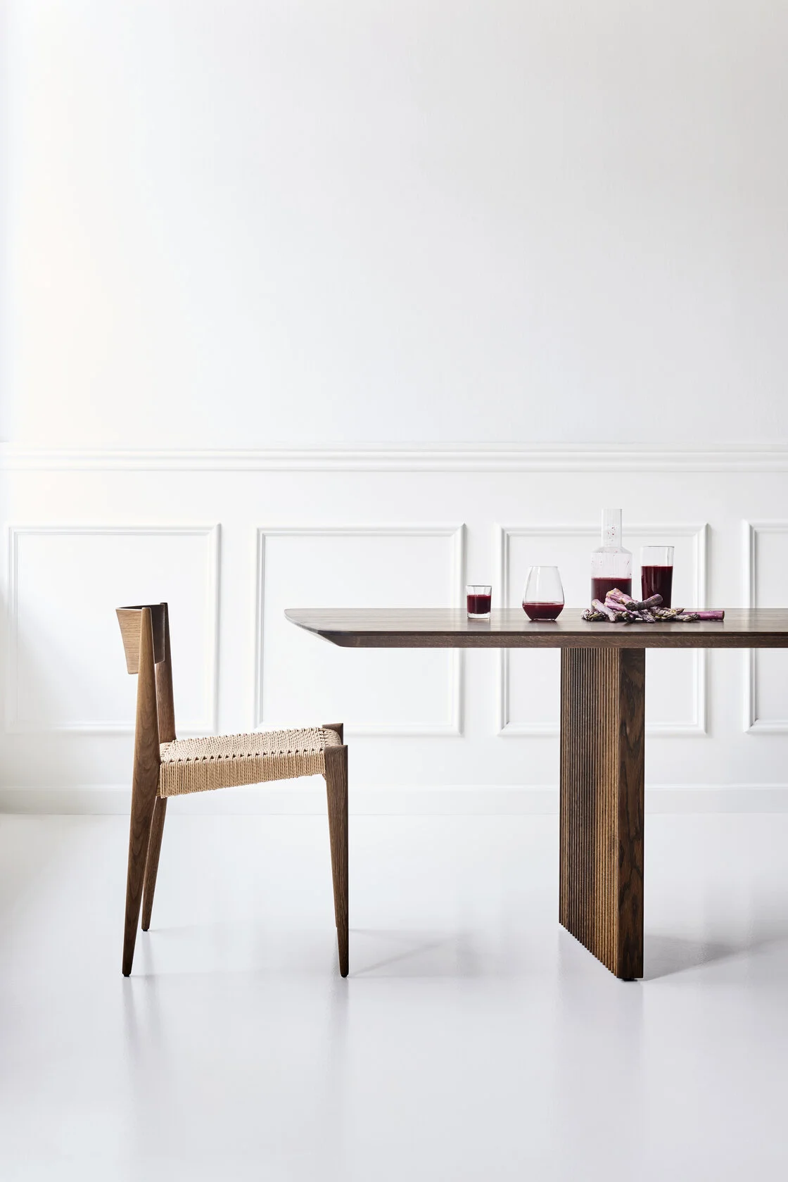 TEN TABLE_B105xL270_smoked oak_PIA CHAIR_smoked oak_LB3.jpg