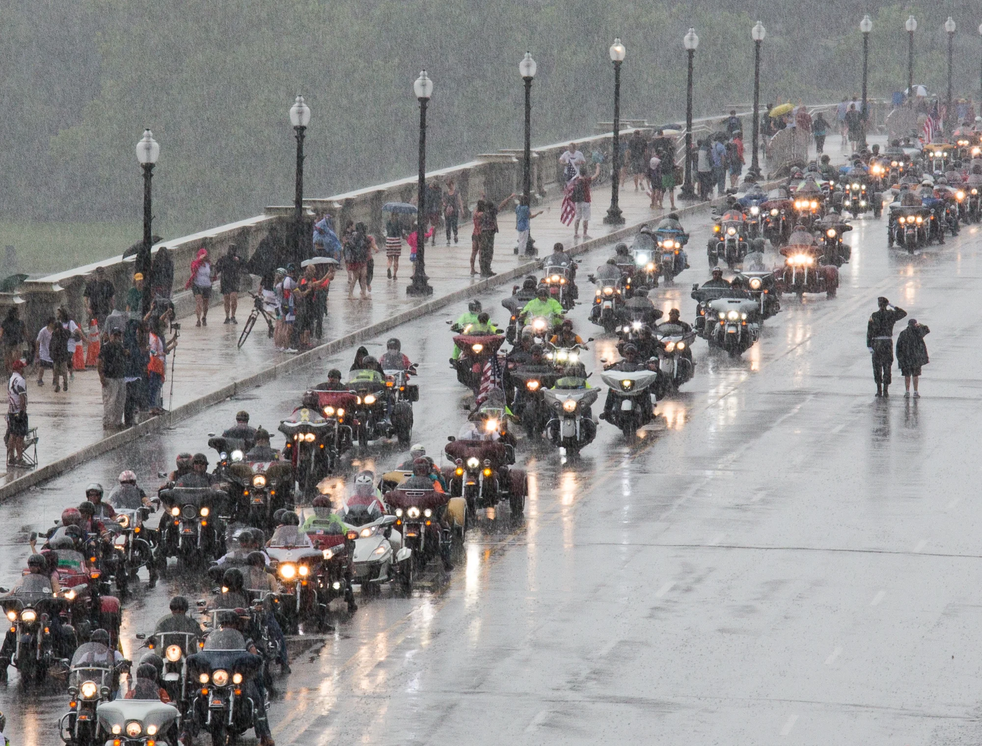 Thunder-when-its-raining.jpg