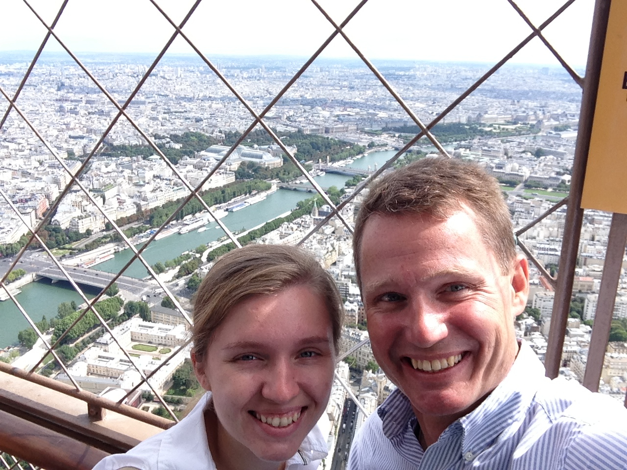 eiffel2.jpg