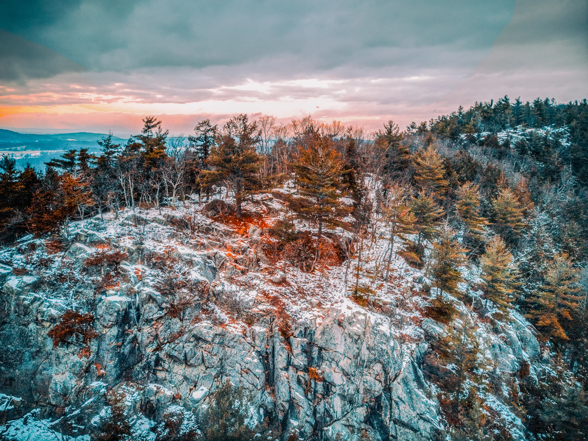 DJI_0327_8_9_tonemapped-Edit.jpg