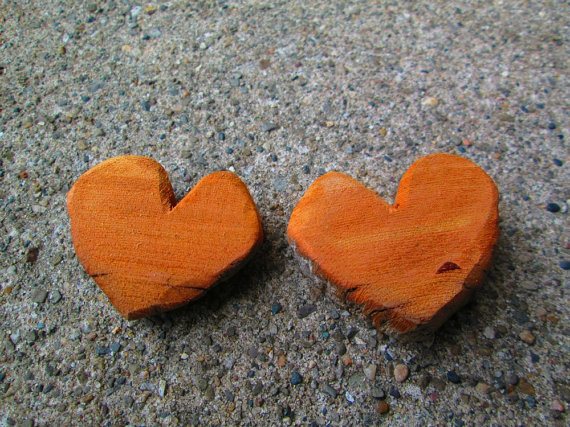   2 Chunky Rustic Driftwood Red Bark Hearts Lake Michigan Supplies --  TINKER'S ATTIC .&nbsp;&nbsp;   ​ 